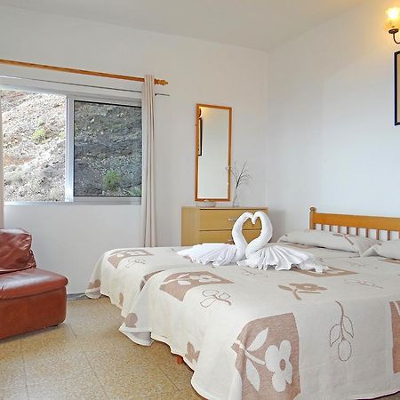 Apartamentos Dominguez Калера Экстерьер фото