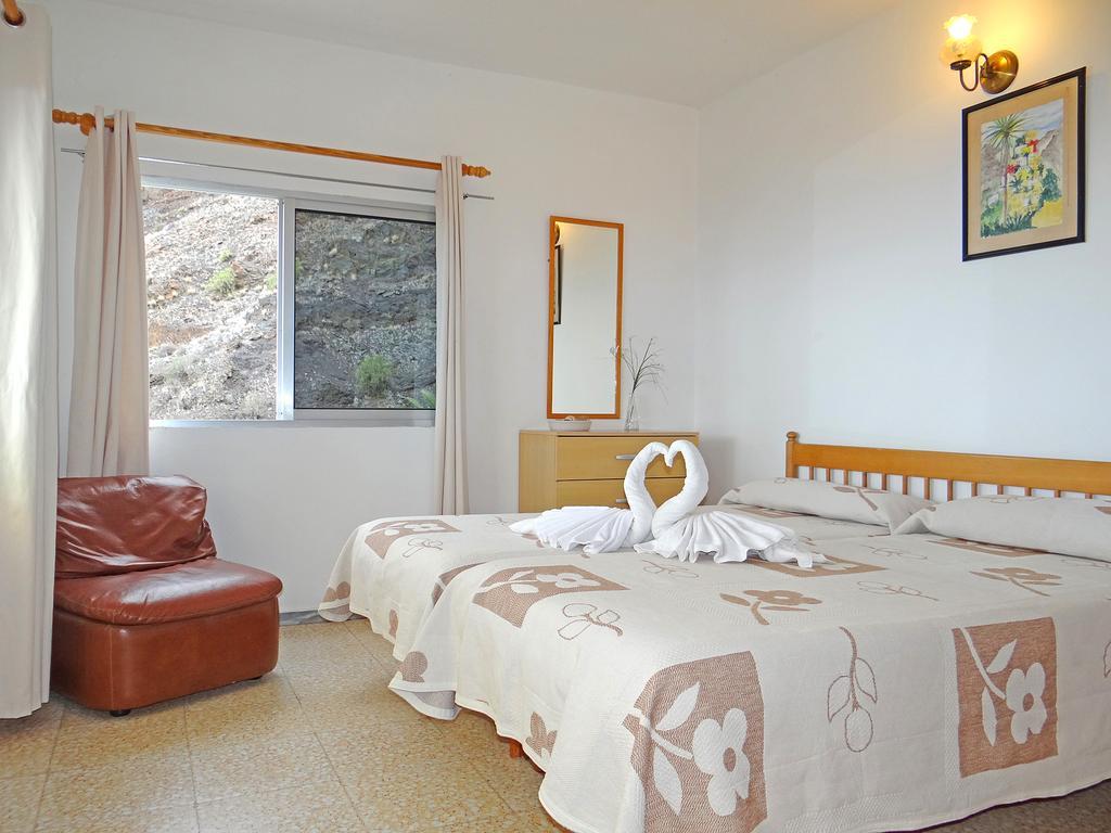 Apartamentos Dominguez Калера Экстерьер фото
