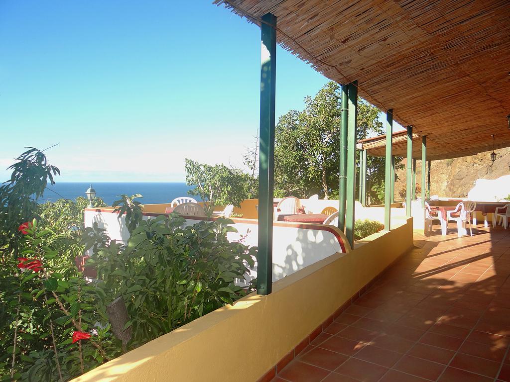 Apartamentos Dominguez Калера Экстерьер фото